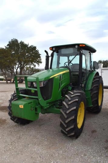 Main image John Deere 5115M